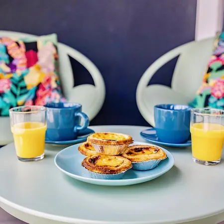 2-bedroom Beachside With Pool & Parking 公寓