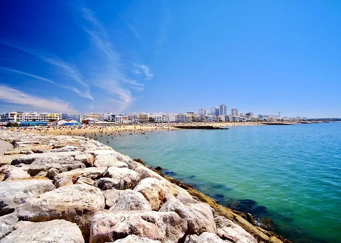 公寓 2-bedroom Beachside With Pool & Parking *